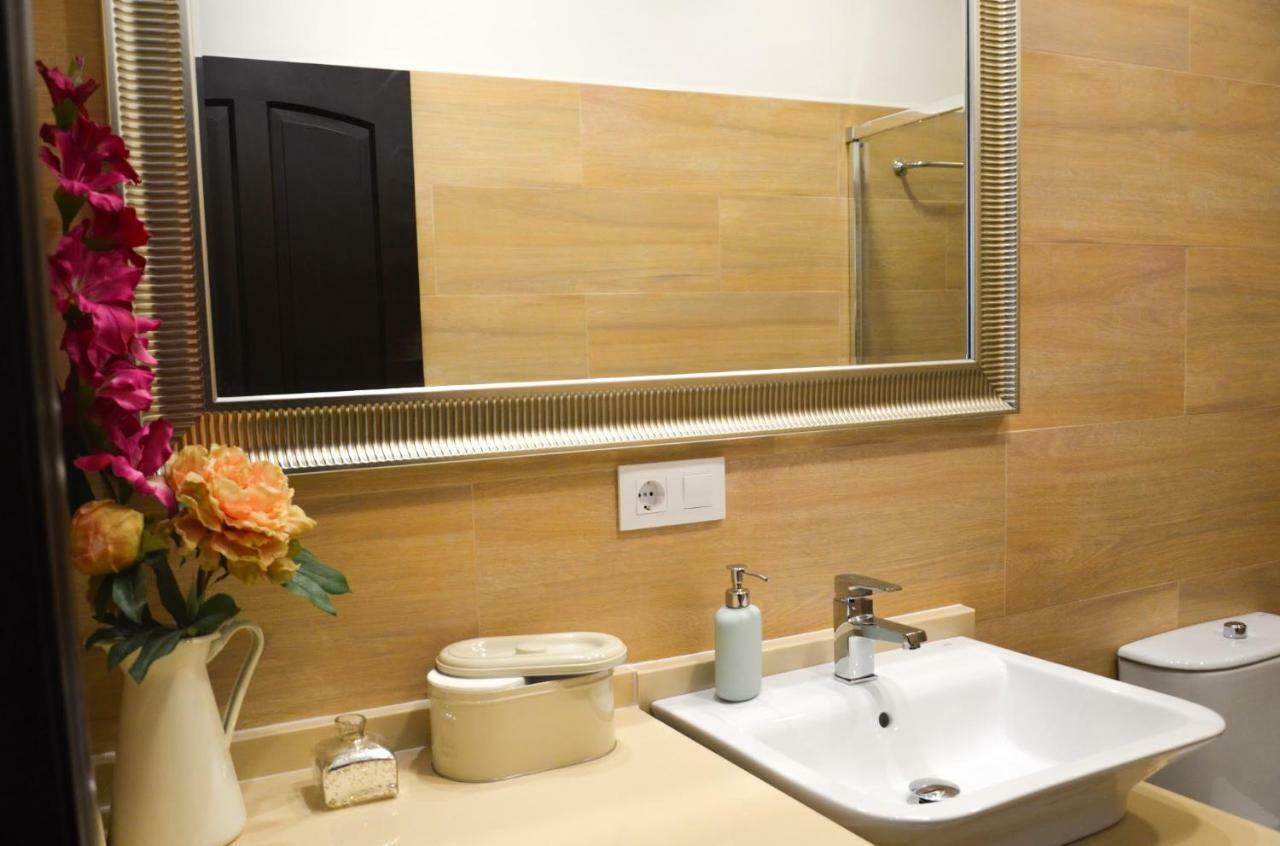 Apartamento San Jacinto III Seville Exterior photo